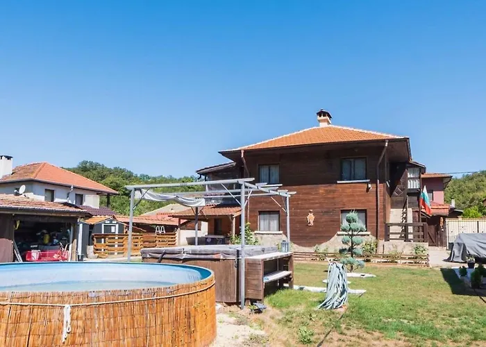 зеленият двор